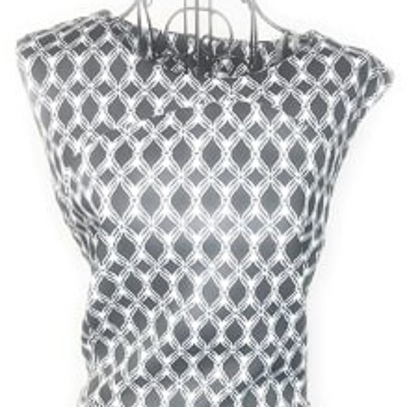 Black & Tan Sleeveless Geometric Print Dress - Picture 2 of 6